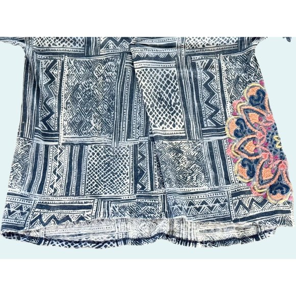 SUNDANCE Boho Short Sleeve V Neck Embroidered T Shirt Top Blouse Sz XL - Picture 4 of 8